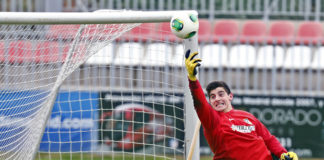 El Atleti se aferra a los matices Courtois y Villa vuelven a la convocatoria tras sus respectivas lesiones