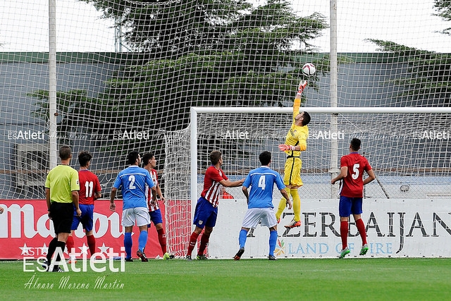 Bernabé evita un gol del Alcalá