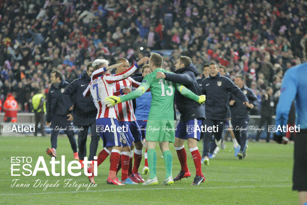 Griezmann, Cani y Miranda abrazan a Oblak