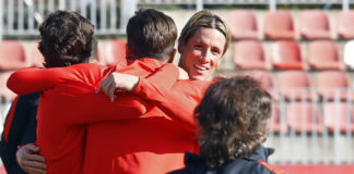Fernando Torres se apunta a la batalla contra el PSV