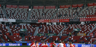 Tiesos e inoperantes, difícil historia