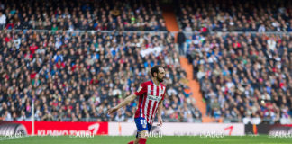 Juanfran sufre una lesión muscular en el muslo derecho