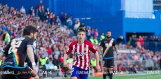 Vietto recibe los pitos de la grada