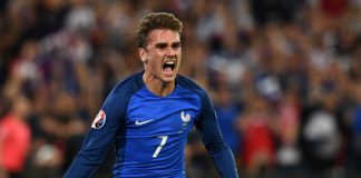 Griezmann salva a Francia
