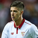SEVILLE, SPAIN - AUGUST 20: Luciano Vietto of Sevilla FC in action during the match between Sevilla FC vs RCD Espanyol as part of La Liga at Estadio Ramon Sanchez Pizjuan on August 20, 2016 in Seville, Spain. (Photo by Aitor Alcalde/Getty Images)