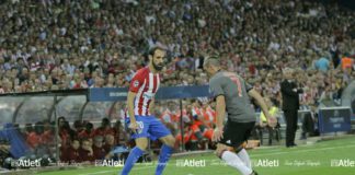 Juanfran: «Este derbi es muy especial para nosotros»