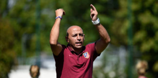 Villacampa: «La plantilla no está cerrada, vendrá algo»