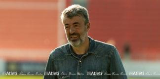 Óscar Fernández: «El equipo da la cara e intenta jugar»