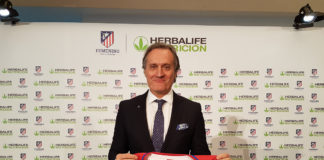 Carlos Barroso, director general de Herbalife: «Es el momento del fútbol femenino»