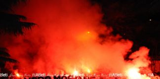 Y la afición apareció para animar al Atlético en la previa