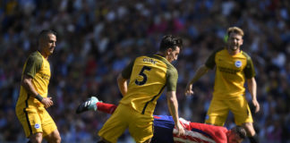 La pegada evita al Atleti caer en Brighton