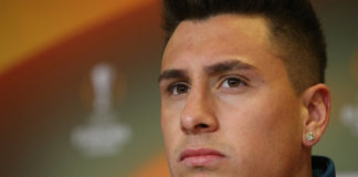 Giménez se retira lesionado antes del descanso