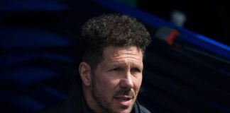 Simeone: «Hasta los que estaban en la tribuna vieron que Gameiro no estaba en fuera de juego» Simeone: "Hasta los que estaban en la tribuna vieron que Gameiro no estaba en fuera de juego"