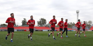 Vuelta al trabajo para preparar el derbi