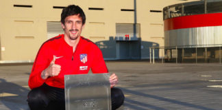 Savic estrena placa en el Paseo de Leyendas