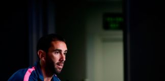 Godín: «Ojalá hubiera más entradas para que pudieran ir más aficionados a Lyon» Godín: "Ojalá hubiera más entradas para que pudieran ir más aficionados a Lyon"