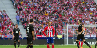 Pitos para Griezmann en el Metropolitano… hasta que apareció Godín Griezmann anuncia que se se va del Atlético de Madrid