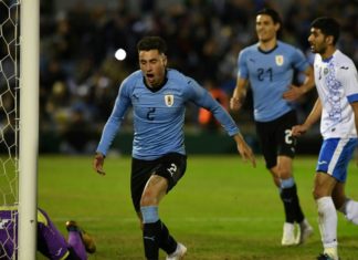 Giménez marcó el tercero en la goleada de Uruguay frente a Uzbekistán
