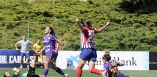 El Atleti supera a un rocoso Granadilla para seguir líder