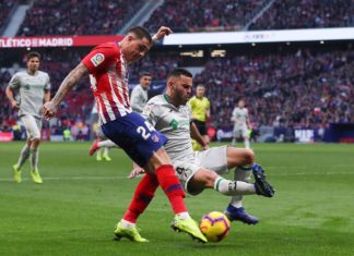 Giménez abandona la sesión de entrenamiento Giménez: "Morata es un gran jugador. Se mueve muy bien en el área"