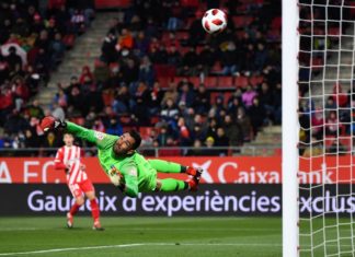 Adán: «El balón en el gol se dificulta por el aire» Adán: "El balón en el gol se dificulta por el aire"