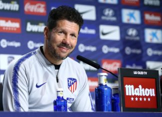 Simeone: «Estoy tranquilo. Esto es largo y hay que esperar sentado» Simeone: "Estoy tranquilo. Esto es largo y hay que esperar sentado"