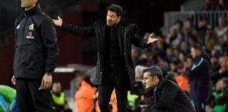 Simeone: «Le pregunté al árbitro y me dijo una cosa que Costa dice que no dijo» Simeone: "Le pregunté al árbitro y me dijo una cosa que Costa dice que no dijo"