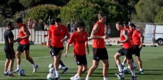 Correa y Kalinic entrenaron con el equipo