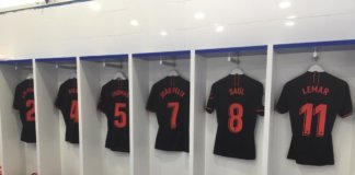 El Atleti estrenó su segunda equipación en partido oficial
