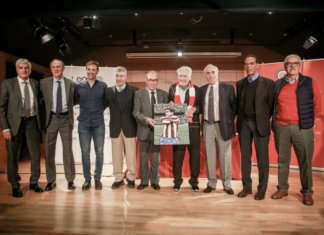 El Atlético de Madrid homenajeó a Jorge Griffa Homenaje Los50 Griffa